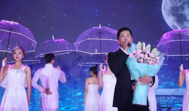 王子|情歌王子毛宁,是如何把一副好牌打烂的