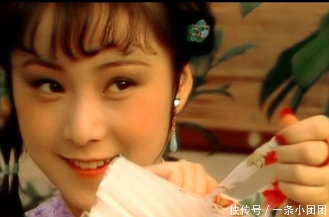 王夫人|《红楼梦》:贾家的丫头们为什么能穿金戴银的?