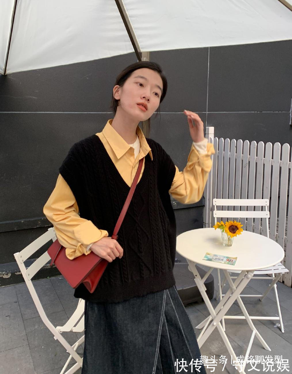 中年女性 中年女性如何穿出减龄效果两组时尚显年轻的穿搭,洋气更显气质