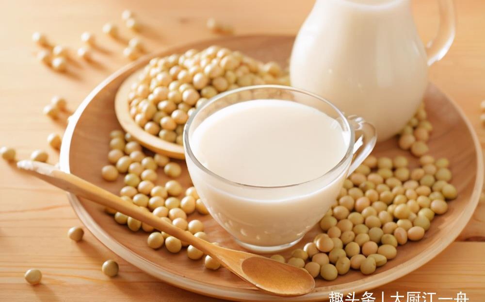 中老年|人到中年不管有钱没钱,建议多吃这4种食材,营养健康身体壮