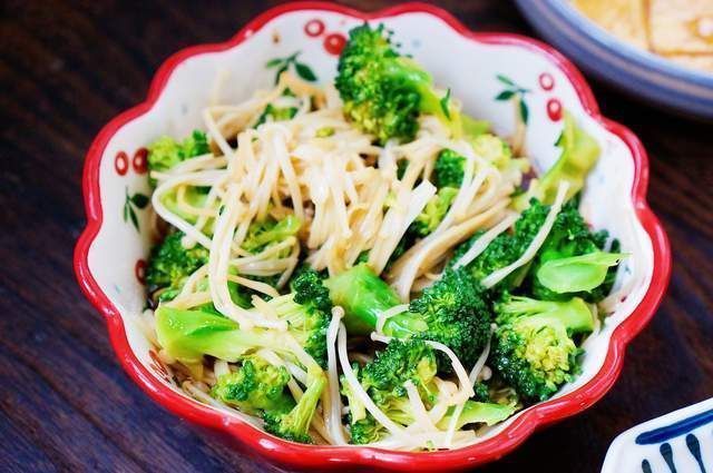 金针菇|家有小学生，早餐不将就，早起半小时，每天一大桌，营养足味道好