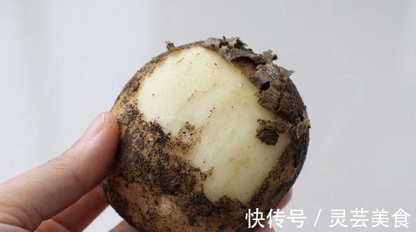 土豆茄子|纯正东北农家菜,土豆茄子蒸一蒸,酱料调制有套路