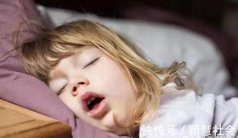 捕蚊|宝宝被蚊子叮咬后,第一步不是帮娃止痒,很多家长都做错了