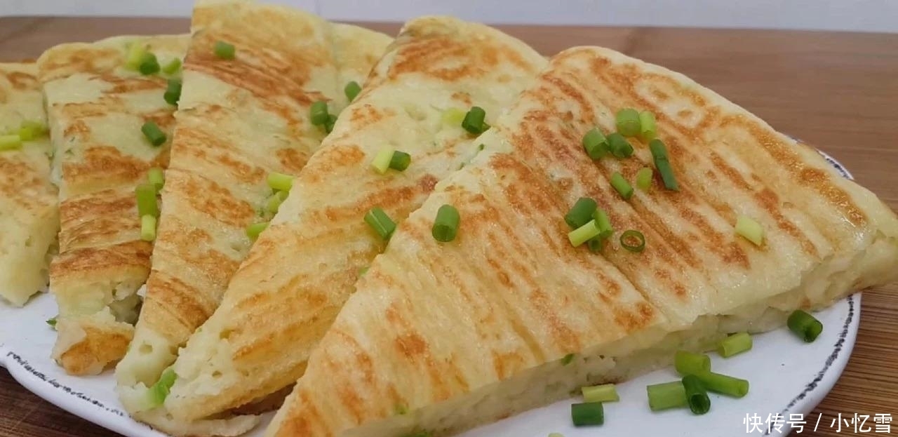  西葫芦|早餐又出新吃法, 不用和面, 做出来比鸡蛋饼都好吃, 好吃到流口水