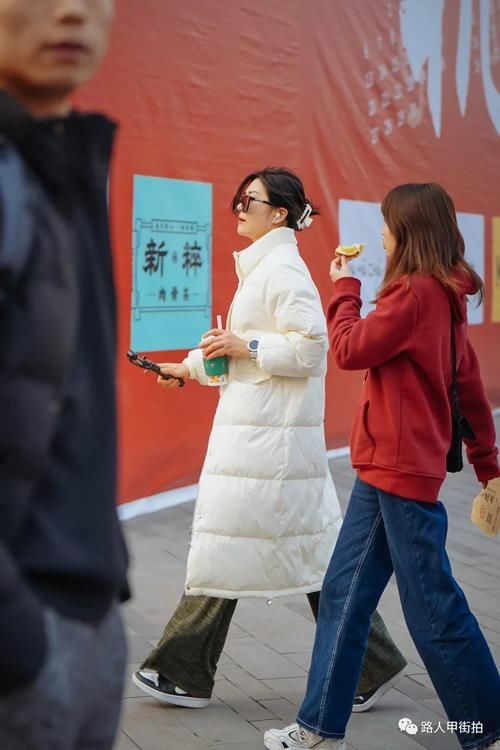 【路人甲街拍】1-21/冬季阔腿裤穿搭，藏肉保暖还时髦～