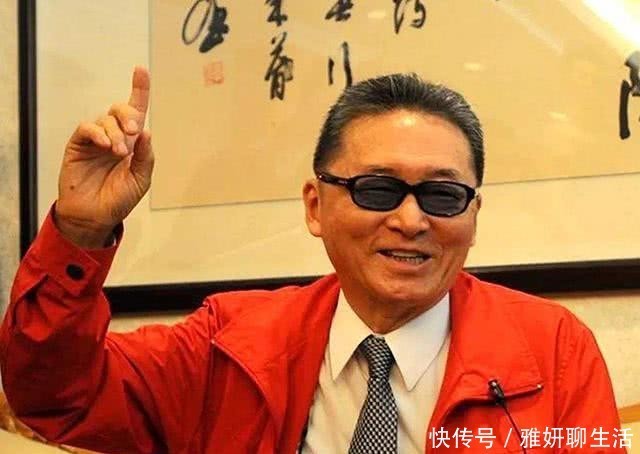 胡适借出的钱,从来不盼望收回,因为他借出的钱永远有利息在人间