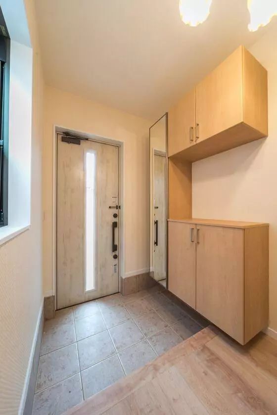 鞋凳|玄关做成下沉式,哪怕面积再小都能坐着换鞋,漂亮实用,家里还没灰!