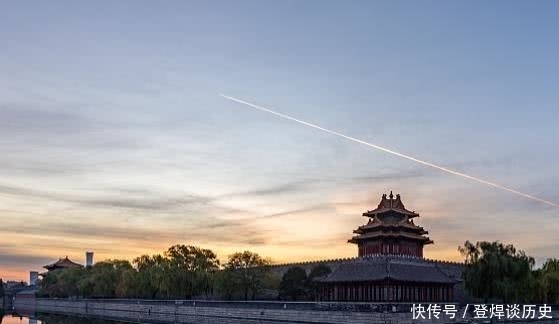 中年|故宫处处体现和谐理念?皇帝溥仪作为故宫的导游,也不禁如是说