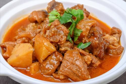 鲜香|炖牛肉，第一步并非焯水，多加1步，牛肉软烂不塞牙，鲜香无腥味