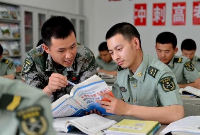 身体素质|高考500分也能有“军人梦”，这3所军校分数线不高，中等生可参考