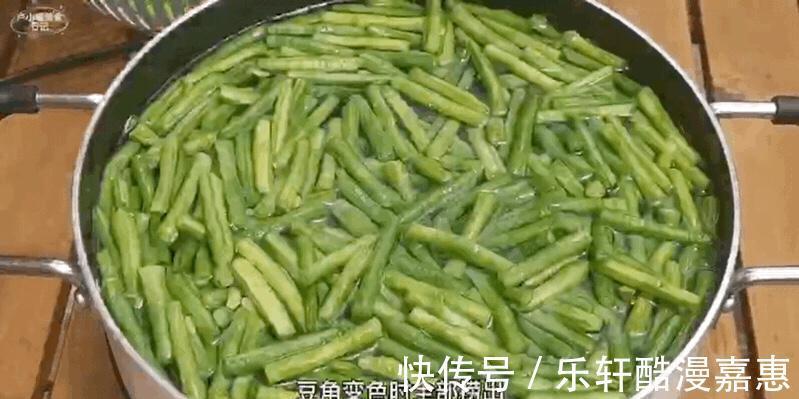 好吃|天气太热,晒点豆角,用来炒菜或者是煲汤都好吃