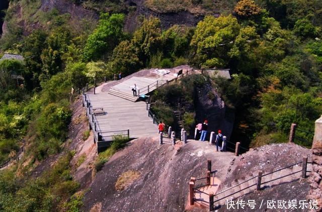 中国最特别的大山，被誉为“客家神山”，名字很多人都不会读