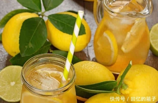 柠檬|爱长“痘”的人，多吃这4种食物，美容养颜，你吃过吗？