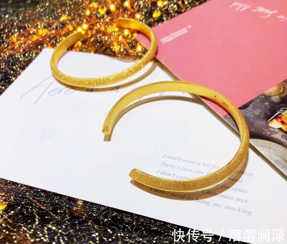 龙凤镯 黄金手镯款式大全,有哪些适合年轻女孩?