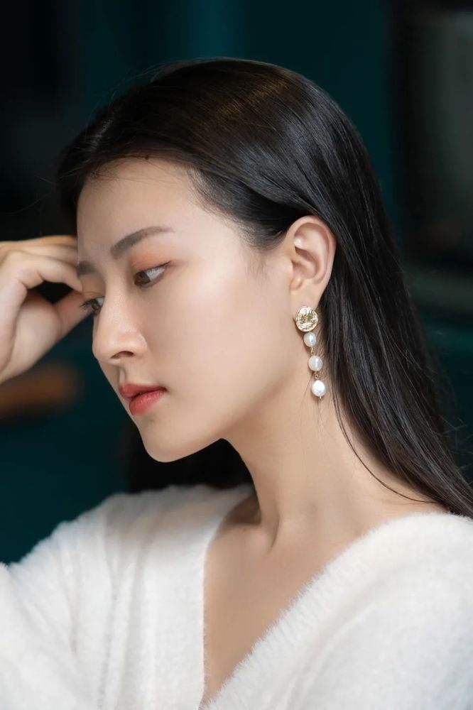 耳环|戴对耳环=整容?!刘雯、Angelababy显脸小的秘密都在这儿了