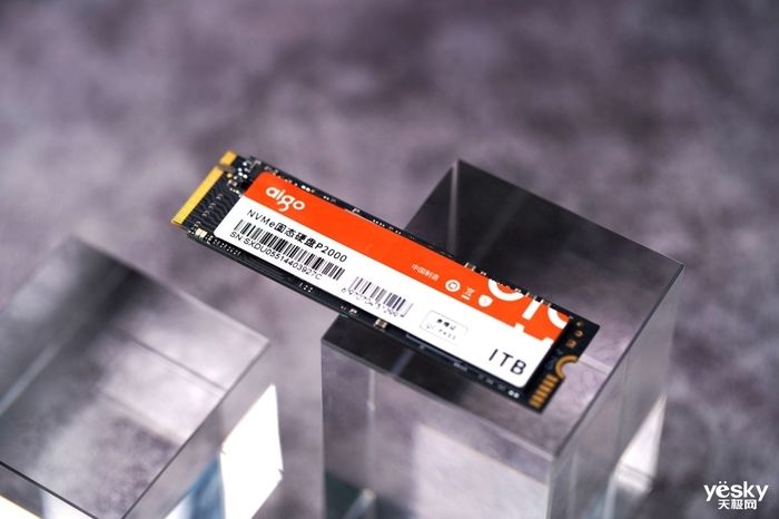 tlc|兼具品质与极致性价比 aigo P2000 NVMe SSD评测