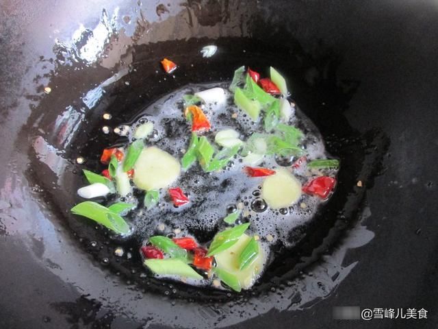 初冬季节遇到这菜买10斤,处理一下储存过冬慢慢吃,炒炒真香啊