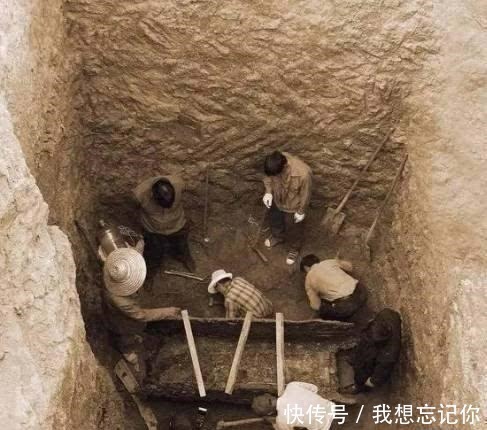 汉简|东海尹湾汉墓中,出土了珍贵汉简,这批汉简还揭开汉代的六大谜题!