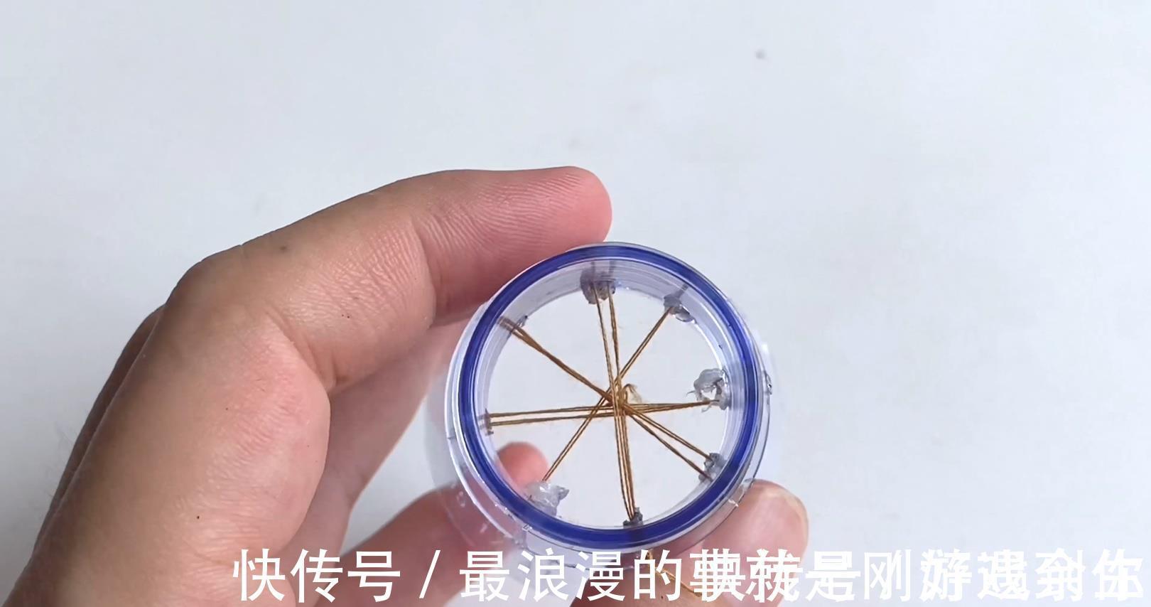 用塑料瓶做切葱神器，不伤手不辣眼睛，比刀切还好用，简单又方便