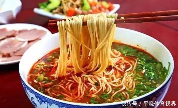 奔放|大西北的硬核早餐,每一款都像它的历史一样厚重质朴又奔放