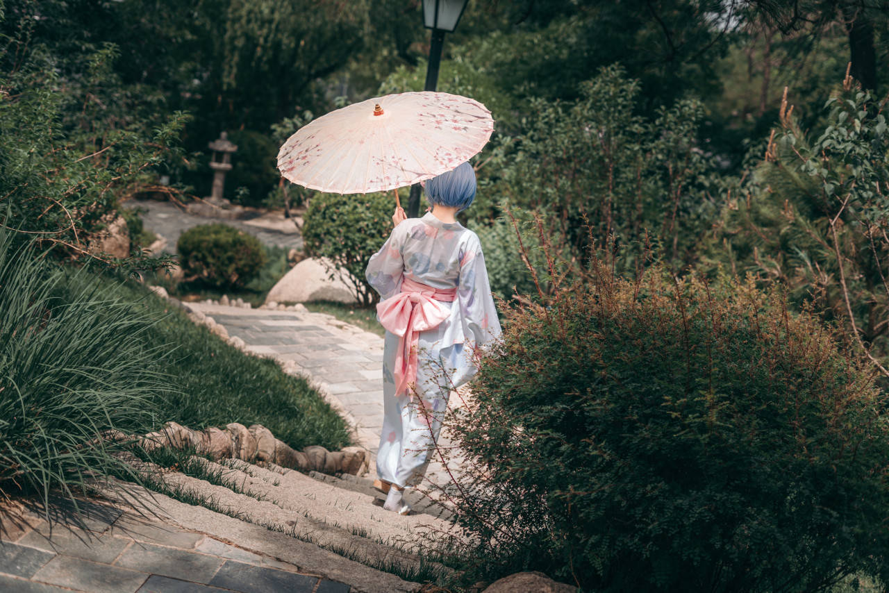 花伞|cos:浴衣蕾姆,花伞下的思念