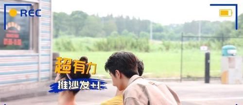 正片|王一博的广告花絮胜过正片,细节的巧思引关注,幕后才是精彩