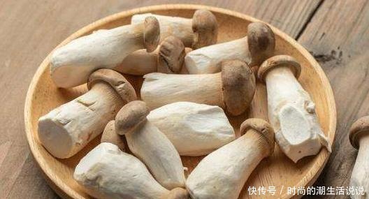 买杏鲍菇时，别再只挑大的，牢记4个特征，轻松挑到好杏鲍菇