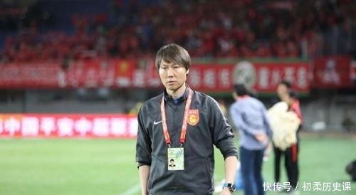 没有里皮的提携 李铁也不可能上位这么快 李金羽就没攀到高枝 快资讯 没有里皮的提携 李铁也不可能上位这么快 李金羽就没攀到高枝 快资讯