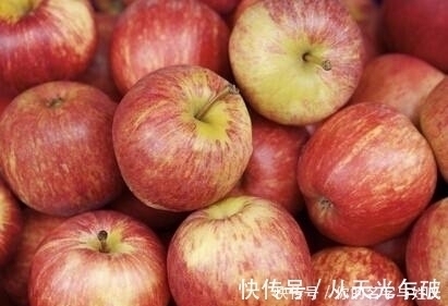 女性|苹果和它一起煮，女性每天一碗，不失眠，皱纹也不见了！值得分享