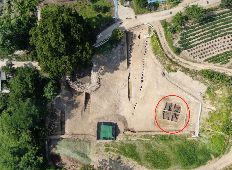 韩民族|韩国出土1500年前木头仓库:准备申请文化遗产 用途是个谜