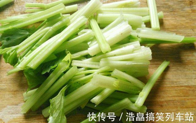 羊肉|天冷就要吃黄焖羊肉,软烂入味,肥而不腻,吃完从头暖到脚