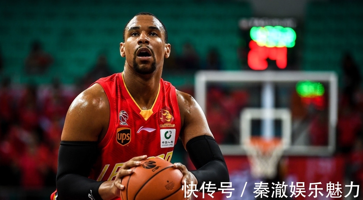 深圳队|正式与球队会合!NBA级内线重返CBA,带队冲击总冠军