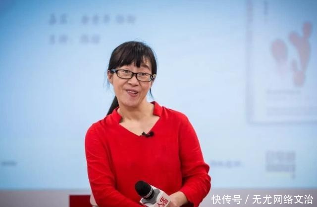 纯粹|“脑瘫诗人”余秀华:苦难不能束缚灵魂,离婚也要追求爱情的纯粹