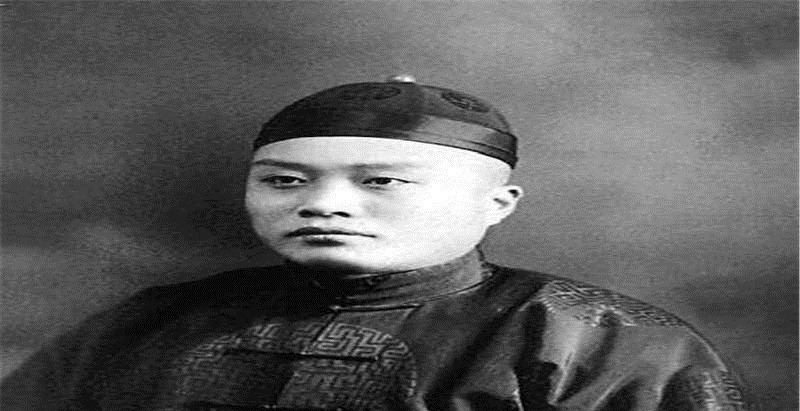 珍妃$瑾妃用楷书写的记账单,这字体让现代人汗颜,远胜许多书法家