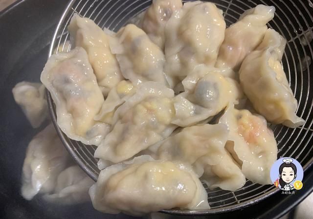 馅饺子|番茄还可以包饺子,鲜美多汁不油腻,比肉馅还香,太好吃了
