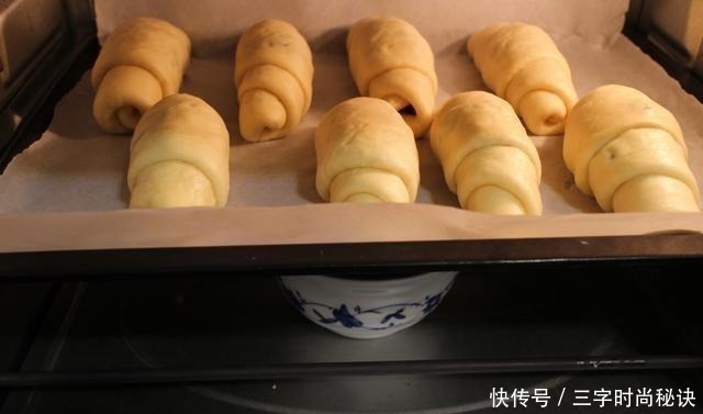 小孩|做面包，我喜欢这个方子，又香又软，放3天不硬，大人小孩都喜欢