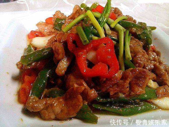 小炒|好吃不贵的一日三餐,小炒牛肉,凉拌黄瓜,南瓜番茄疙瘩汤