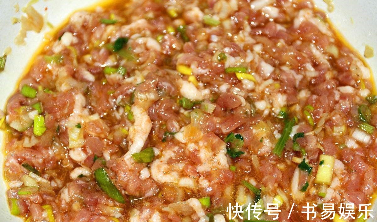 调制饺子馅的诀窍,这三种调料缺一不可,网友称:真的香!