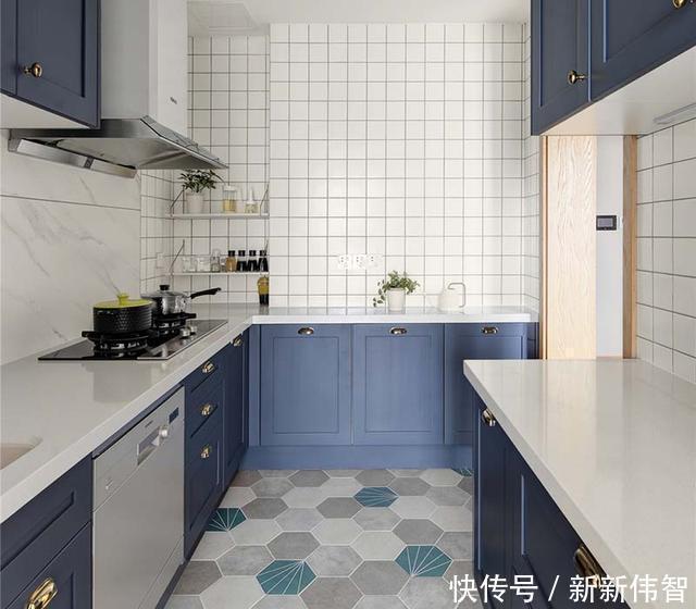 实木|126㎡三室两厅,餐厅富有特色,家具整齐有序,情调满满