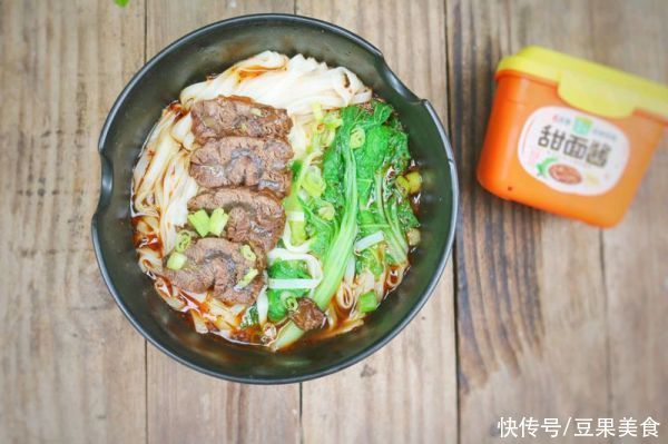 牛肉|红遍街边的美食——一碗卤牛肉面