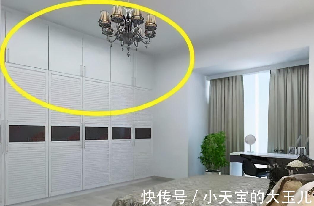 顶柜|衣柜别再傻傻装顶柜了，现在流行这样装，耐用美观效果好10倍！