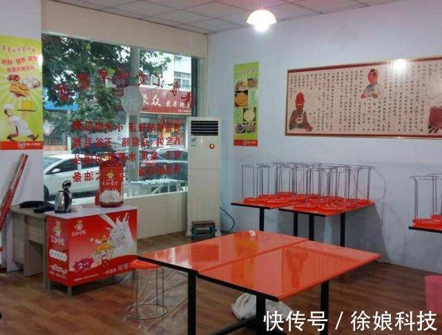 宝妈|4岁男孩意外跌进170度油锅,妈妈一招救了孩子,医生称赞很专业