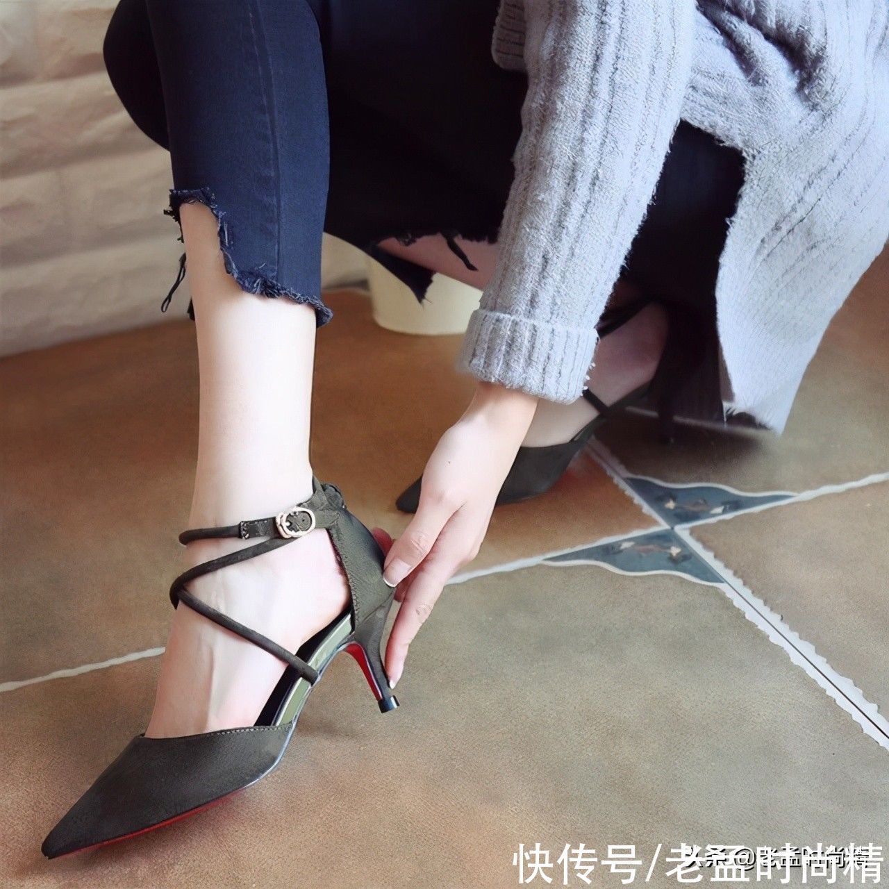 一字扣 谁说穿高跟鞋就一定累脚?这些高跟鞋,好穿又好看
