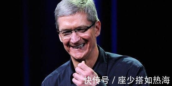 小金刚|当iPhone 13恢复赠送充电头和耳机，网友：呃，还是别送了吧