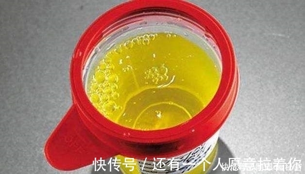 心火|心火过旺的5个表现，多吃4种食物，不失眠、不便秘、睡得香