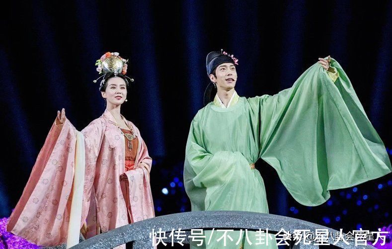 中秋晚會(huì)陣容強(qiáng)大,流量明星斷崖式減少,還有實(shí)力歌手橫跨四臺(tái)