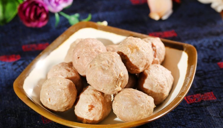 在外面买羊肉,记住这2个部位,肉质鲜嫩又美味!