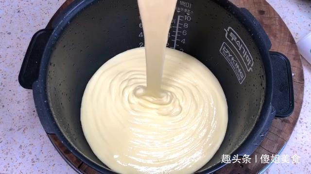 塌陷|没烤箱，没打蛋器，没秤，详细解说电饭锅蒸蛋糕做法，比烤的还好