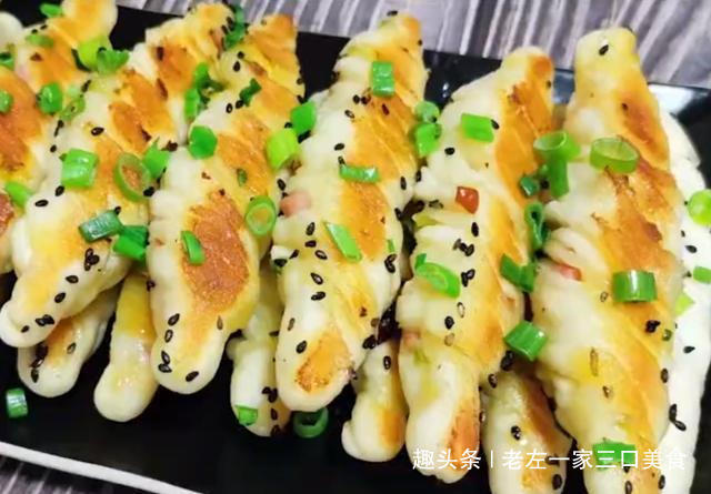 花卷|花卷新做法,有菜有肉,比包子简单,比饺子还香,一口一个,好吃