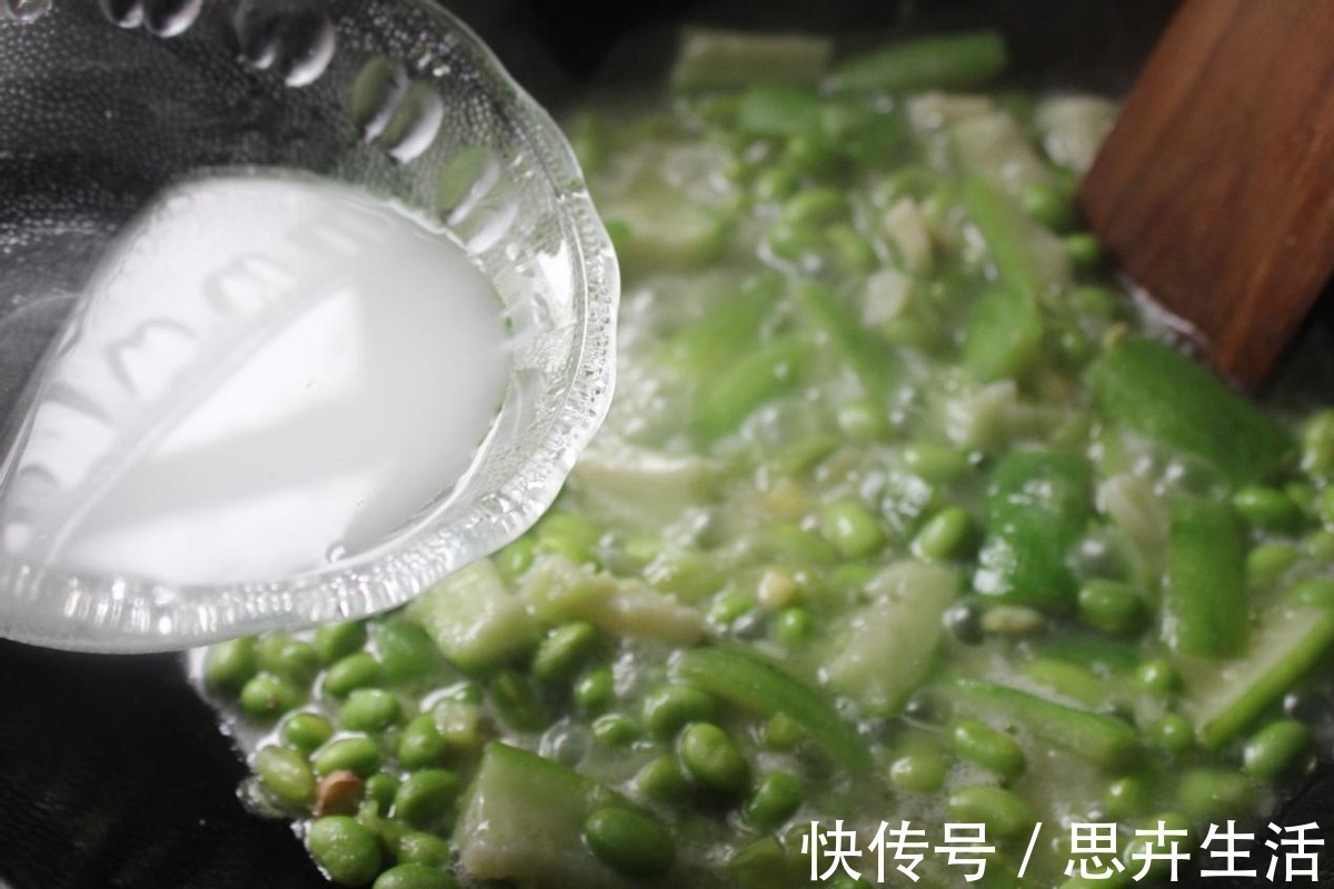 配菜|1根丝瓜，半斤毛豆，教你做这道夏日清凉小菜